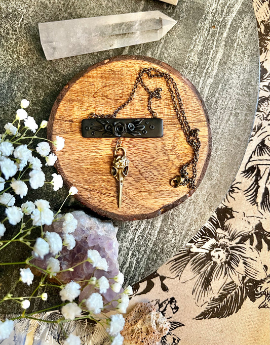 Learn about the hummingbird, symbolizing joy and agility. Believed to be messengers between gods and the departed in diverse cultures, these fast-flying creatures captivate the imagination. This necklace made out of polymer clay captures the true essence of the hummingbird.