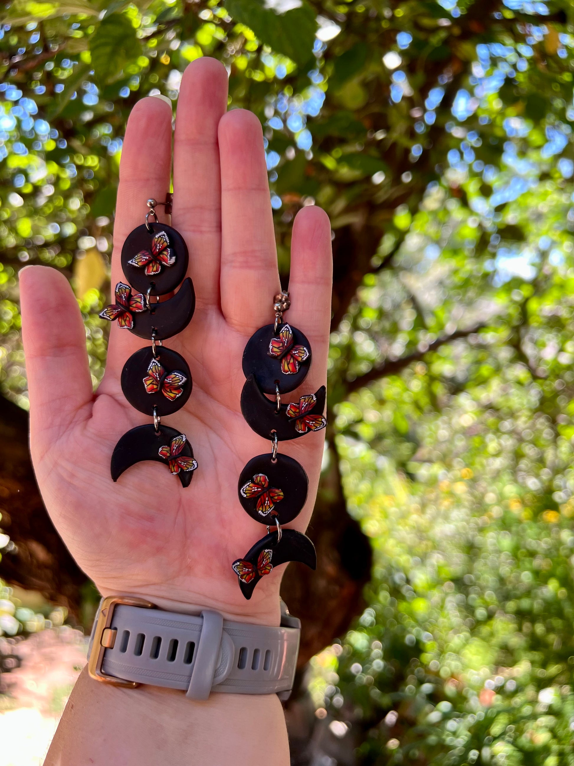 Capture the essence of the monarch butterfly with our handmade polymer clay earrings. Crafted using the Cane technique, each pair represents the journey of rebirth and transformation.