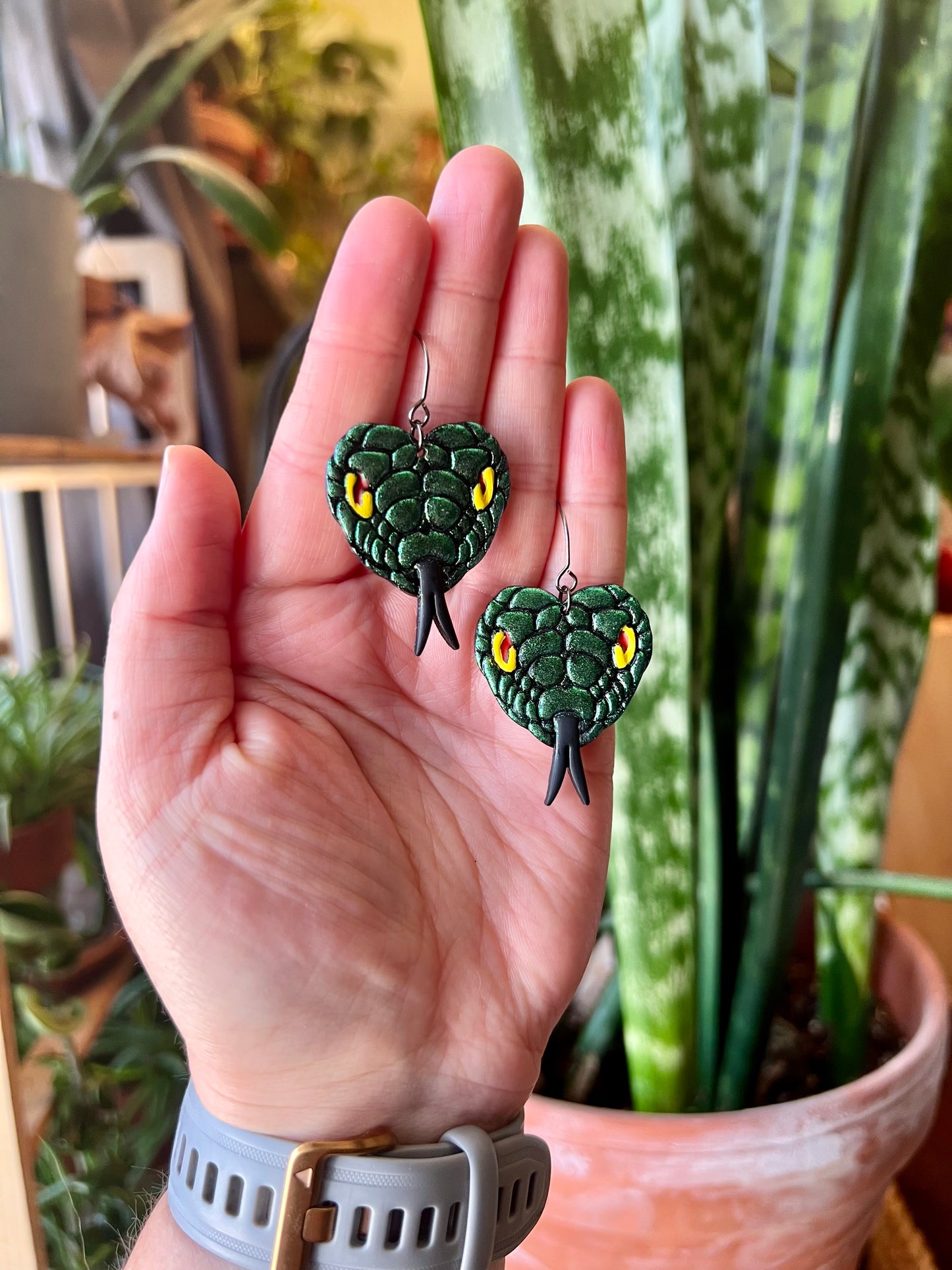Emerald Serpent Earrings (Color Shifting)