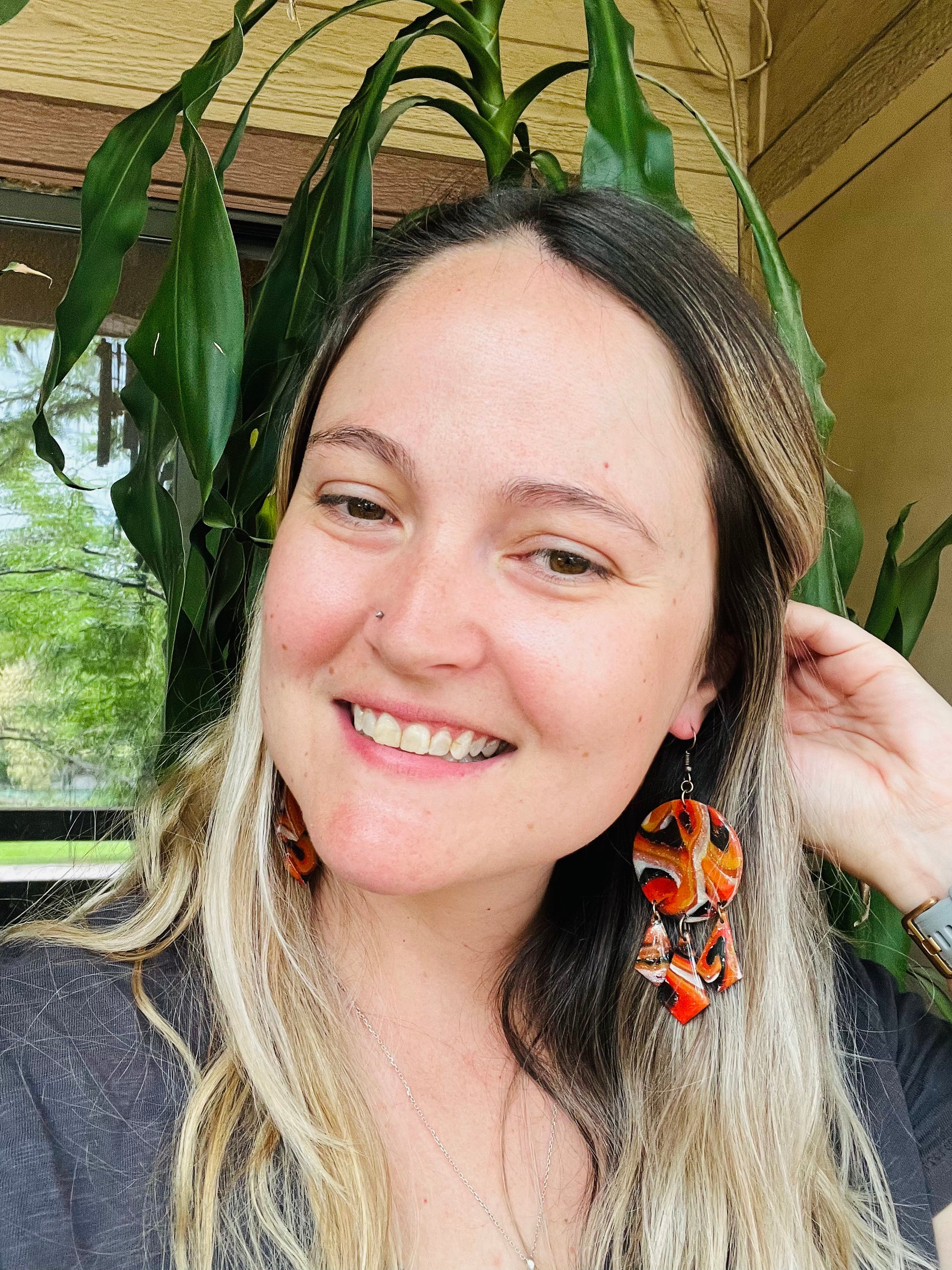 Harness the power of Mars with these earrings. Ruled by the God of War, Mars embodies both constructive and destructive energies, enhancing courage, confidence, and fearlessness.